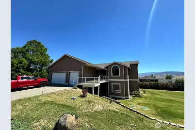 3639 Ridgeview Boulevard, Wenatchee, WA 98801 - Photo 1