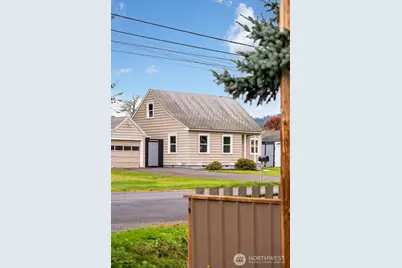2403 34th Avenue, Longview, WA 98632 - Photo 1