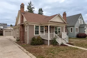 212 N Emerson Ave, Wenatchee, WA 98801 - Photo 1