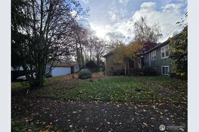 349 NE 58th Street, Seattle, WA 98105 - Photo 1