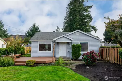 2723 Locust Avenue W, University Place, WA 98466 - Photo 1