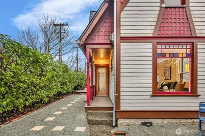 828 23rd Avenue, Seattle, WA 98122 - Photo 1