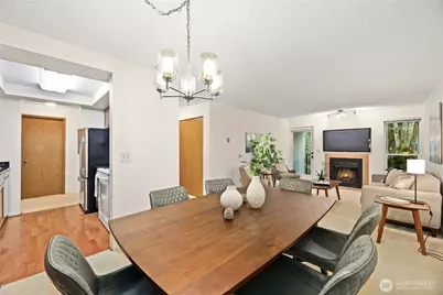 13717 Linden Avenue N #213, Seattle, WA 98133 - Photo 1