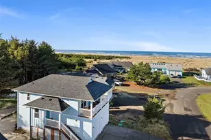 1110 194th St, Long Beach, WA 98631 - Photo 1