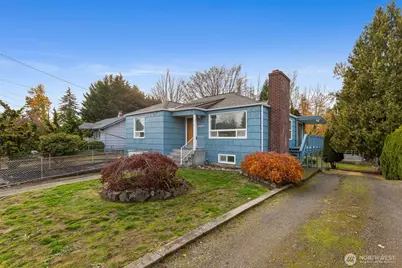 12207 14th Avenue S, Seattle, WA 98168 - Photo 1