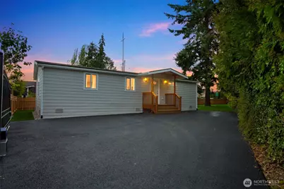 1815 Casino Road W, Everett, WA 98204 - Photo 1