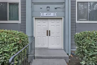 4737 W Lake Sammamish Parkway SE #A108, Issaquah, WA 98027 - Photo 1