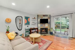 17535 150th Ct SE, Renton, WA 98058 - Photo 1