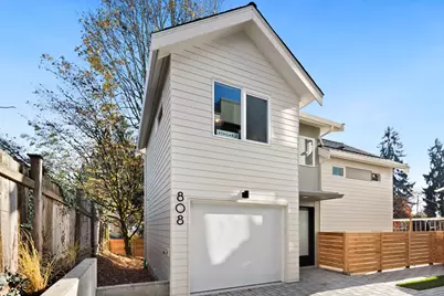 808 34th Avenue, Seattle, WA 98122 - Photo 1