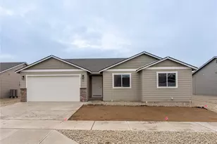 70 Salmon Dr, Wenatchee, WA 98801 - Photo 1