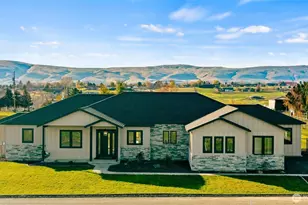 657 Friedline Rd, Yakima, WA 98908 - Photo 1