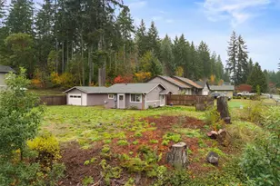 31 NE Larson Lake Ln, Belfair, WA 98528 - Photo 1