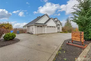 9001 38th St Ct E, Edgewood, WA 98371 - Photo 1