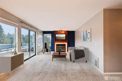 12300 33rd Avenue NE #402, Seattle, WA 98125 - Photo 1