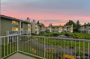 22242 24th Ave S, Des Moines, WA 98198 - Photo 1