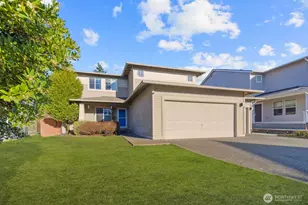 2918 SE 3rd St, Renton, WA 98056 - Photo 1