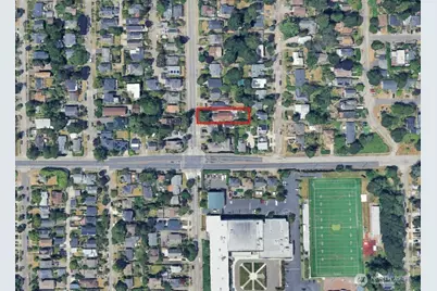 8516 Wallingford Avenue N #B, Seattle, WA 98103 - Photo 1