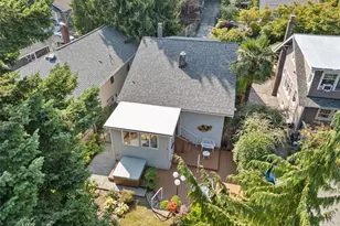 4618 1st Ave NE, Seattle, WA 98105 - Photo 1