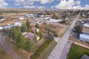 511 W 1st St, Waterville, WA 98858 - Photo 1