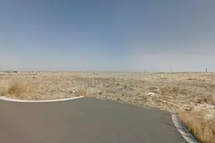 909 NE 6th, Ephrata, WA 98823 - Photo 1