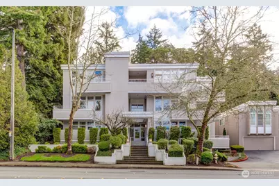 600 Bellevue Way S #301, Bellevue, WA 98004 - Photo 1