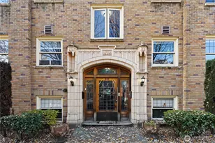 409 10th Ave E, Seattle, WA 98102 - Photo 1