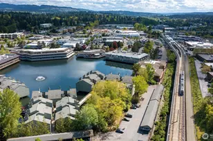 6 Lake Bellevue Dr, Bellevue, WA 98005 - Photo 1