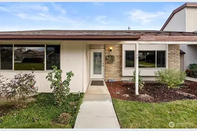 300 S Elliott Avenue #29, Wenatchee, WA 98801 - Photo 1