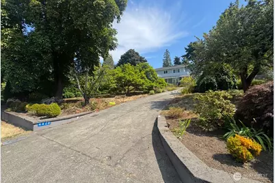 4428 92nd Avenue NE, Yarrow Point, WA 98004 - Photo 1