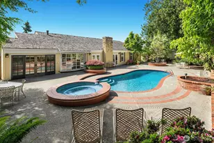 4226 92nd Ave NE, Yarrow Point, WA 98004 - Photo 1