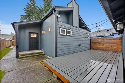 107 N Street NE, Auburn, WA 98002 - Photo 1