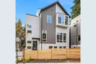 10827 11th Avenue NE, Seattle, WA 98125 - Photo 1