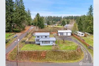 125 W Poplar Street, Shelton, WA 98584 - Photo 1