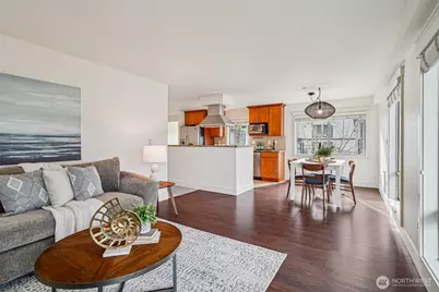3204 81st Place SE #B202, Mercer Island, WA 98040 - Photo 1
