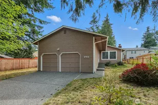 2704 130th St SE, Everett, WA 98208 - Photo 1