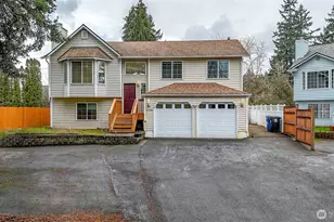 12725 Roosevelt Way NE, Seattle, WA 98125 - Photo 1