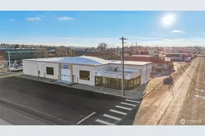 323 E 3rd Avenue, Moses Lake, WA 98837 - Photo 1