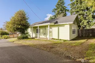 1104 E 31st St, Bremerton, WA 98310 - Photo 1