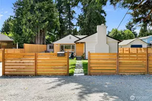 11 SW 100th St, Seattle, WA 98146 - Photo 1