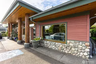 3136 Squalicum Pkwy, Bellingham, WA 98225 - Photo 1