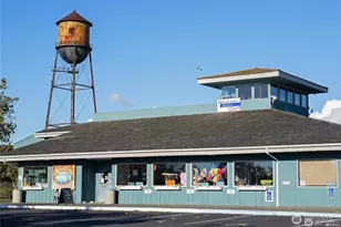 9540 Semiahmoo Pkwy, Blaine, WA 98230 - Photo 1