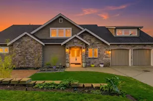 1040 6th Ave S, Edmonds, WA 98020 - Photo 1