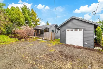3216 Bennett Drive, Bellingham, WA 98225 - Photo 1