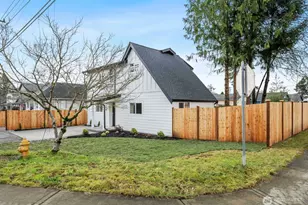 200 S Alder Ave, Granite Falls, WA 98252 - Photo 1