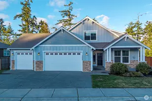 3008 SW Fairway Point Dr, Oak Harbor, WA 98277 - Photo 1