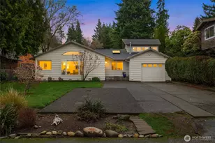 13514 NE 36th Ave, Seattle, WA 98125 - Photo 1