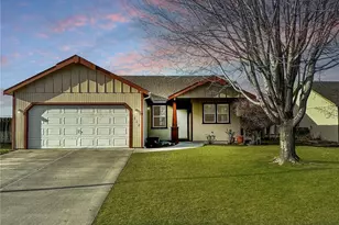 1512 S Husky Dr, Moses Lake, WA 98837 - Photo 1