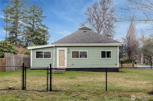 214 17th Street NE, Long Beach, WA 98631 - Photo 1