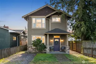 2008 Monroe Ave, Everett, WA 98203 - Photo 1