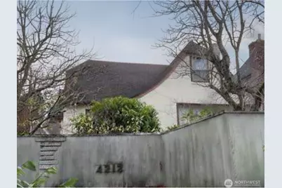4212 43rd Avenue NE, Seattle, WA 98105 - Photo 1